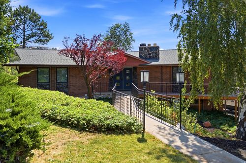 102 Oakridge Dr, Bountiful, UT, 84010-5809 | Card Image