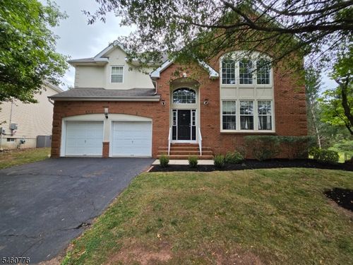 19 Goldenrod Dr, Belle Mead, NJ, 08502-4118 | Card Image