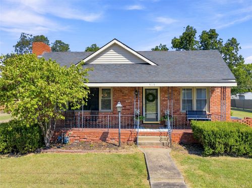 519 E Main St, Pawhuska, OK, 74056-5221 | Card Image