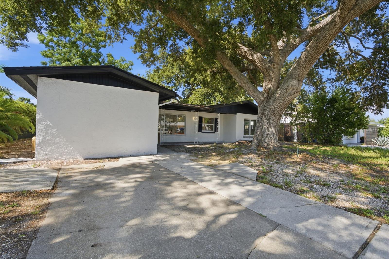 Residential Lease in SARASOTA