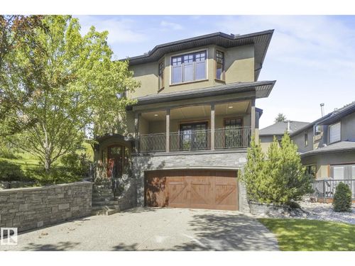 9404 100a Ave Nw, Edmonton, AB, T5H4S2 | Card Image