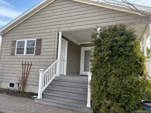 unit-539-1661 Old Country Rd, Riverhead, NY, 11901-4448 | Card Image