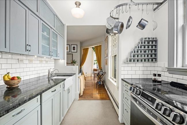 C - 10 N Main St, Condo with 2 bedrooms, 1 bathrooms and 2 parking in Williamsburg MA | Image 11