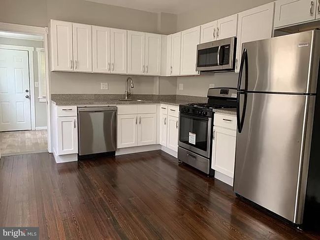 18 Michigan Ave, Home with 3 bedrooms, 1 bathrooms and null parking in Trenton NJ | Image 11
