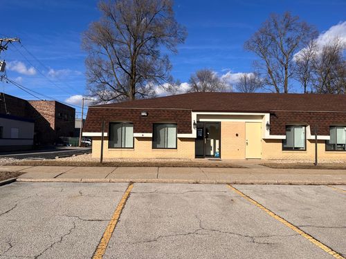 ste-a-121 E Commercial St, Wood Dale, IL, 60191-1573 | Card Image