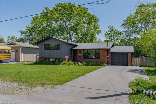 970 Parkdale Avenue, Fort Erie, ON, L2A5B6 | Card Image