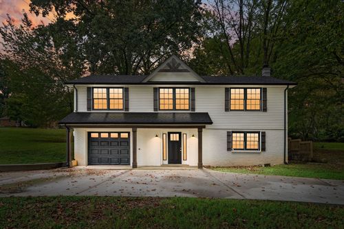 556 Briarwood Ct, Clarksville, TN, 37040-6517 | Card Image