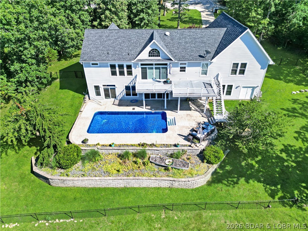Residential in Four Seasons