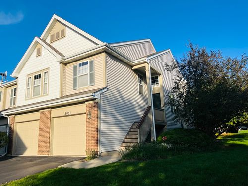 3031 Saganashkee Ln, Naperville, IL, 60564-2403 | Card Image
