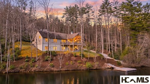577 Twin Lakes Dr, Highlands, NC, 28741-7726 | Card Image