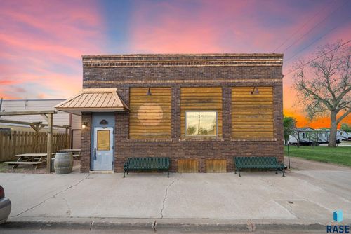 116 E Vermont Ave, Salem, SD, 57058-8801 | Card Image