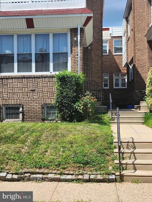 1721 68th Ave, PHILADELPHIA, PA, 19126-2609 | Card Image