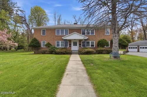 apt-4-11 Kensington Ct, Delmar, NY, 12054-2823 | Card Image