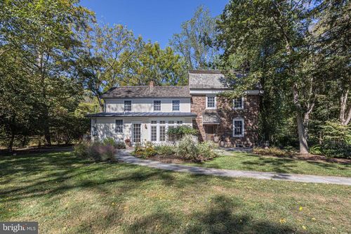 928 Taylorsville Rd, WASHINGTON CROSSING, PA, 18977-1402 | Card Image