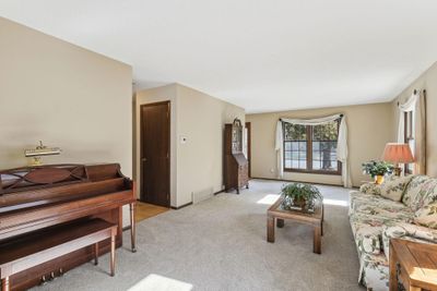 8-web-or-mls-9324-Russell-Ave-MSP-008.jpg | Image 3