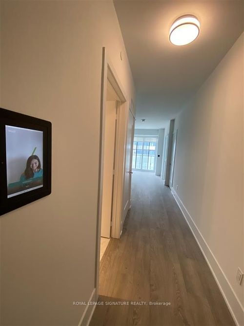 1014-470 Front St W, Toronto, ON, M5V0V6 | Card Image