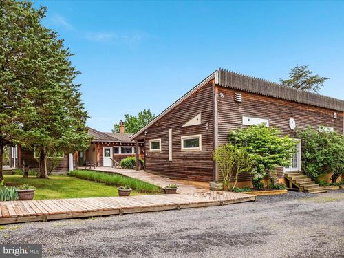 563 Valley Forge Ln, BURLINGTON, WV, 26710 | Card Image