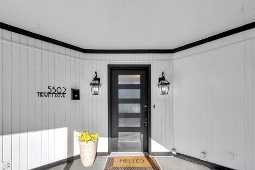 5502 Hewitt Dr, Houston, TX, 77092-5121 | Card Image