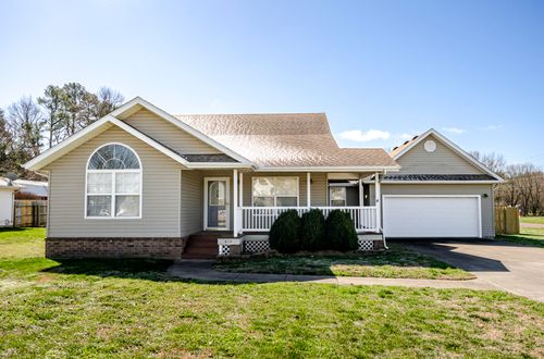 423 Honeysuckle Ln, Monett, MO, 65708-1061 | Card Image