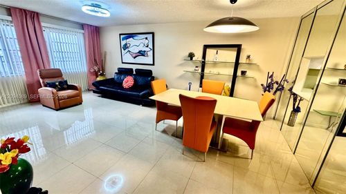 219-410 Se 2nd St, Hallandale Beach, FL, 33009 | Card Image