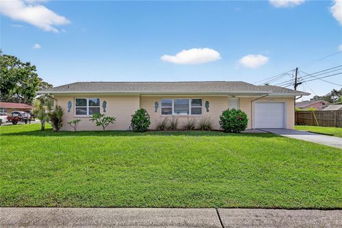 1424 York St S, GULFPORT, FL, 33707-4369 | Card Image
