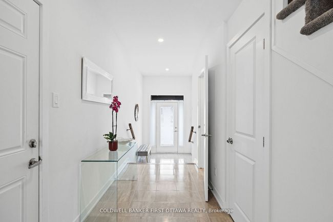 4010 Jockvale Rd, House attached with 3 bedrooms, 3 bathrooms and 1 parking in Nepean ON | Image 8