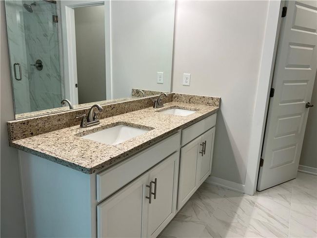 2562 Harbor View Ct, Townhouse with 3 bedrooms, 3 bathrooms and null parking in Gainesville GA | Image 39