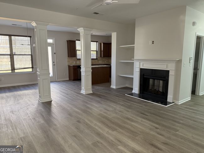 6375 Story Cir, Townhouse with 3 bedrooms, 3 bathrooms and null parking in Norcross GA | Image 4