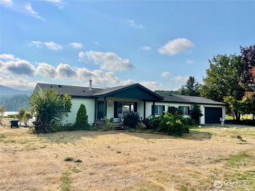 288982 Us Highway 101, Quilcene, WA, 98376-9555 | Card Image