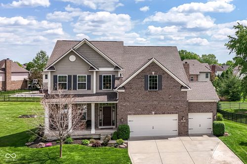 8465 Abernethy Ln, Brownsburg, IN, 46112-7010 | Card Image