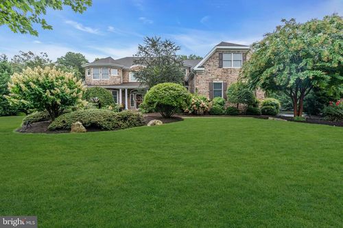 112 Silo Ave, MANAHAWKIN, NJ, 08050-3088 | Card Image