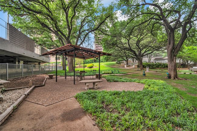 APT-204 - 3883 Turtle Creek Blvd, Condo with 2 bedrooms, 2 bathrooms and null parking in Dallas TX | Image 21