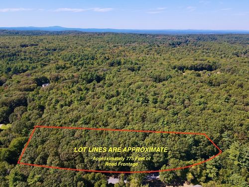 90 Corn Rd, Bolton, MA, 01740-1031 | Card Image