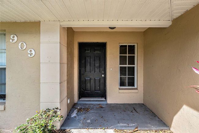 909 S Evers Street, House other with 3 bedrooms, 2 bathrooms and null parking in Plant City FL | Image 4