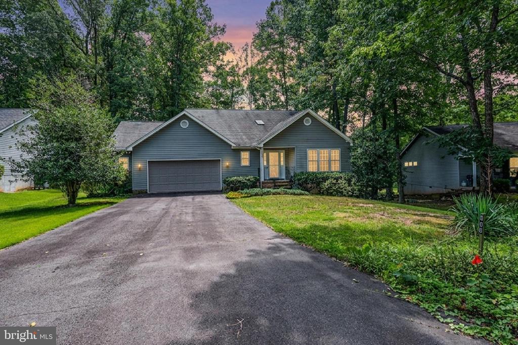 Residential in LOCUST GROVE