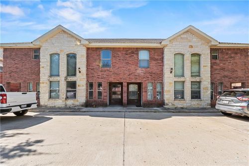 106 S 48th Ln, Mcallen, TX, 78501-3676 | Card Image