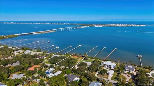 36 Sewalls Point Rd, Sewalls Point, FL, 34996-6728 | Card Image