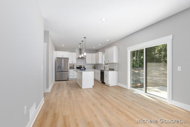 3551 Leaf Ln, House other with 3 bedrooms, 3 bathrooms and null parking in Freeport MI | Image 15