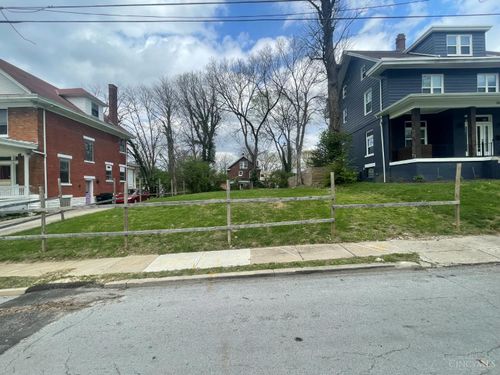 524 Camden Avenue, Cincinnati, OH, 45229 | Card Image