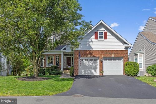43605 Wembley Ln, CHANTILLY, VA, 20152-3622 | Card Image