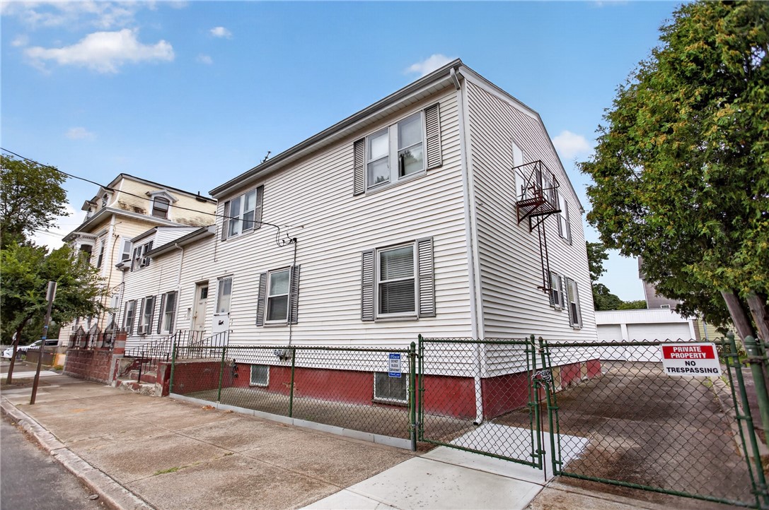 Residential Income in Providence