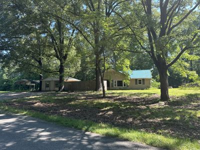 660 Big Sandy River Rd, House other with 3 bedrooms, 2 bathrooms and null parking in Camden TN | Image 2