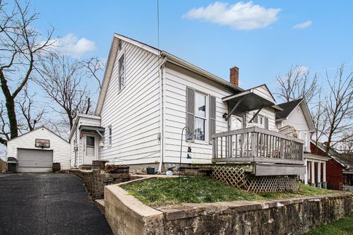 414 Manchester St, Aurora, IN, 47001-1551 | Card Image