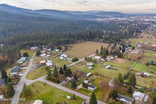 441 S Dunbar St, Post Falls, ID, 83854-7452 | Card Image