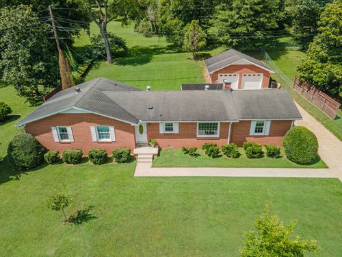 302 Cheyenne Trl, Columbia, TN, 38401-2118 | Card Image