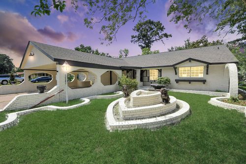 7705 Yoe St, Houston, TX, 77016-3950 | Card Image