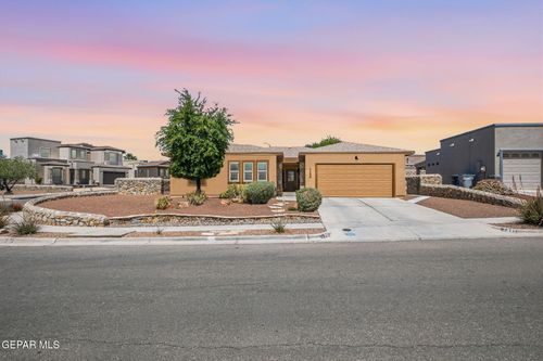 7347 Black Mesa Dr, El Paso, TX, 79911-3034 | Card Image