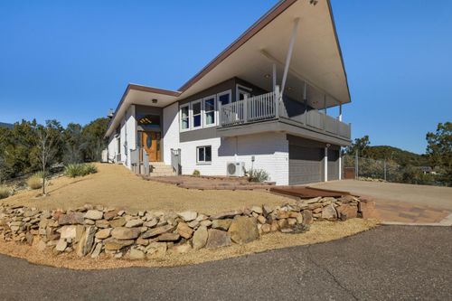 37 Matterhorn Dr, Cedar Crest, NM, 87008-9702 | Card Image