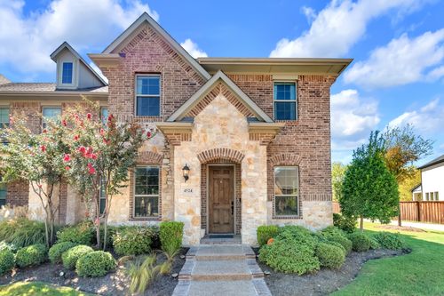 4524 Meadow Hawk Dr, Arlington, TX, 76005-1231 | Card Image