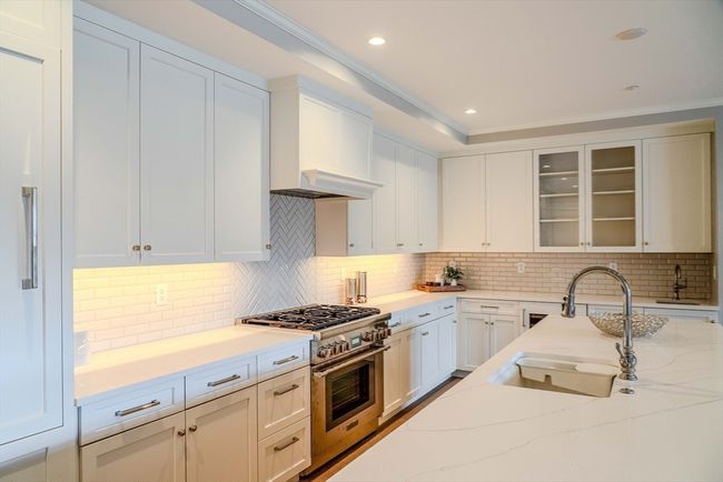 UNIT-210 - 128 Elm St, Condo with 2 bedrooms, 3 bathrooms and null parking in Cohasset MA | Image 13